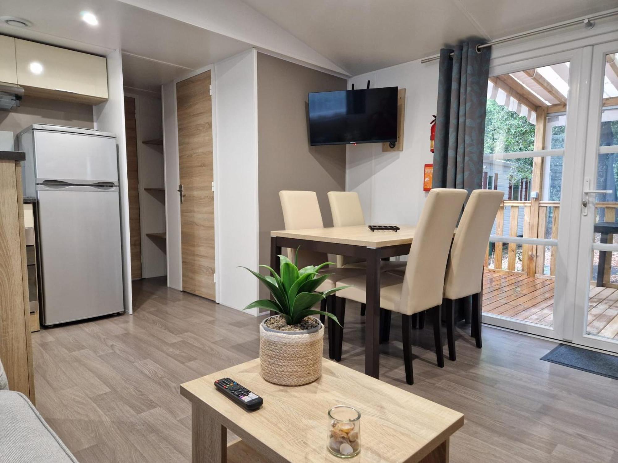 Mobil Home Tout Confort 3 Chambres Camping Les Pierres Couchees Saint-Brevin-les-Pins Exterior foto